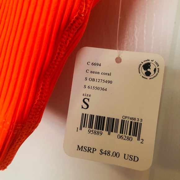 Free people movement crop top (S) - Picture 3 of 4